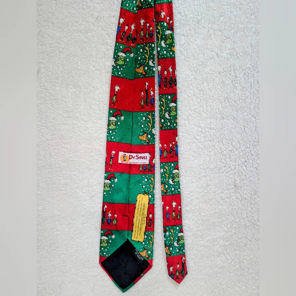 Dr. Seuss How The Grinch Stole Christmas 100% Silk Red & Green Holiday Neck Tie